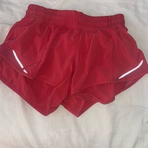 lululemon hotty hots size 4